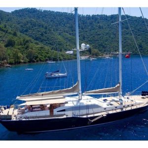 UBI BENE Luxury Sailing Yacht