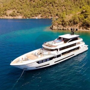 ADAMARIS Luxury Motoryacht