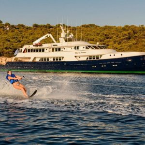 WIND OF FORTUNE Motoryacht