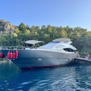 STREGA Luxury Motoryacht