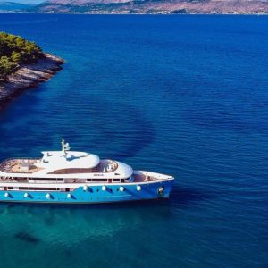 OHANA LUXURY MOTOR YACHT
